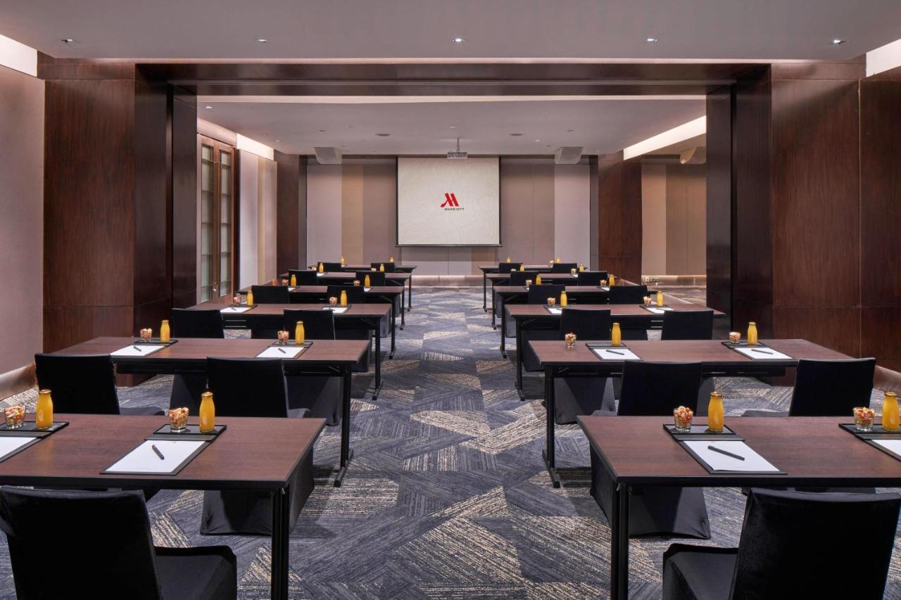 Singapore Marriott Tang Plaza Hotel Экстерьер фото