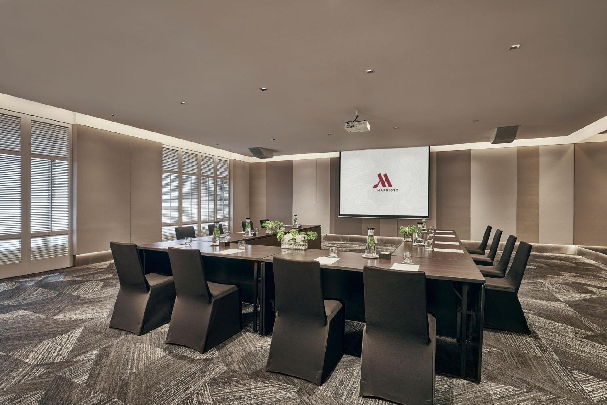 Singapore Marriott Tang Plaza Hotel Экстерьер фото